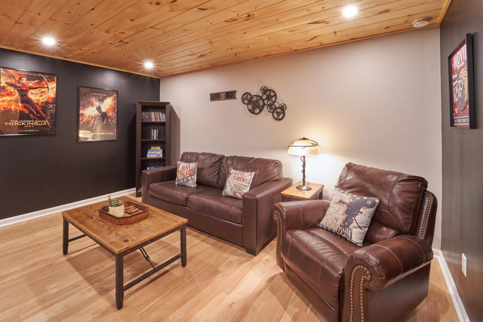 Entertainment Galore! Luxurious Property, Spectacular & Peaceful Setting, Great Location, Close To Major Attractions!! Pigeon Forge Buitenkant foto